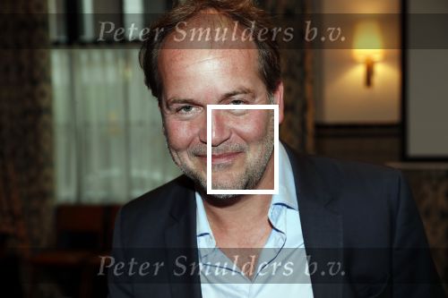 Amsterdam 23 oktober 2018
Boekpresentatie van Antoinette Scheulderman in de soho House . Eva Jinek overhandigt haar het eerste boek. Michiel v Egmond