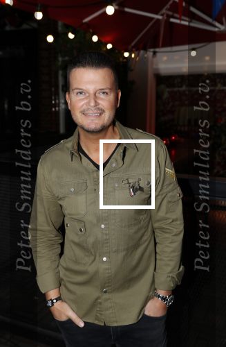 Amsterdam 5 november 2018
Opening Toppers party cafe met Jan Smit Jeroen v d Boom Rene Froger en Gerard Joling. Mike Peterson met vriendin