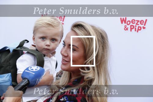 Den Haag 14 oktober 2018
Premiere Woezel en pip in koninklijke schouwburg Den haag. Monique Hazes kwam met haar zoontje Andre Hazes jr
