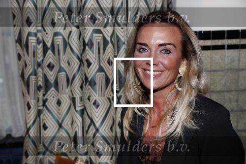 Amsterdam 23 oktober 2018
Boekpresentatie van Antoinette Scheulderman in de soho House . Eva Jinek overhandigt haar het eerste boek. Monique Hazes kwam met een vriendin