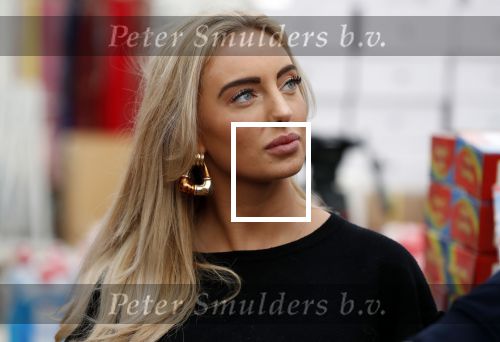 Capelle aan de Ijssel 30 oktober 2018
Michael v d Plas , zijn vriendin Naomi Dijkstra  en Manager Jake Hampel shoppen bij de monster voordeel winkel  voor ieder kind verdient de sint .
