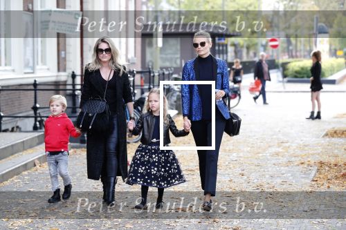 Den Haag 14 oktober 2018
Premiere Woezel en pip in koninklijke schouwburg Den haag. Nikkie Plessen kwam met haar zoon en vriendin Natasha Poly en haar dochter