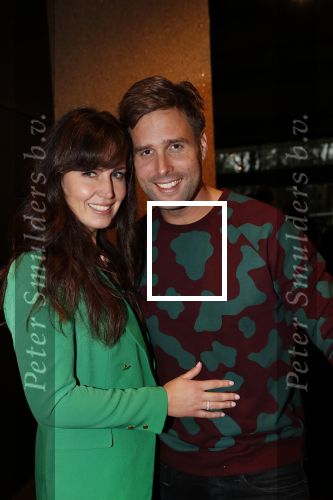 Amsterdam 30 oktober 2018
Boekpresentatie Kelly Weekers. Haar man John Ewbank reikte het eerste boek uit. Nick en Kirsten Schilder