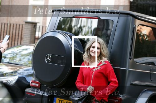 Amsterdam 2 oktober 2018
Nikkie Plessen op haar mercedes jeep.