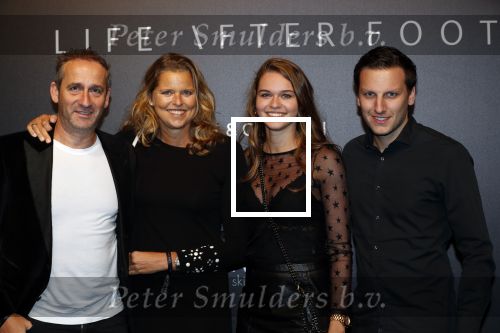 Halfweg 1 november 2018
Life after Football Gala (LAF) in the sugarfactory. Patrick Smit met familie