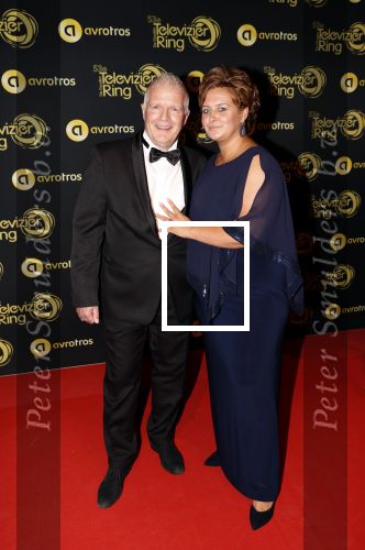 Amsterdam 11 oktober 2018
Uitreiking televizierring in AFAS LIVE.
Beau v Erven Dorens in de grote winnaar. Peter jan Rens met zijn vrouw Verginia