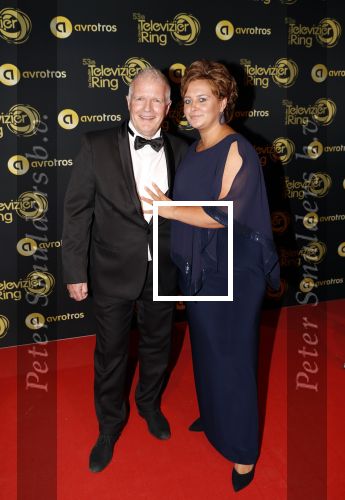 Amsterdam 11 oktober 2018
Uitreiking televizierring in AFAS LIVE.
Beau v Erven Dorens in de grote winnaar. Peter jan Rens met zijn vrouw Verginia