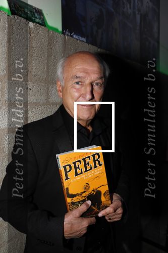 Hilversum 8 oktober 2018
Boek presentatie Peter Koelewijn bij wisseloord studioâ€™s. Het boek is geschreven door Tjerk Lammers.