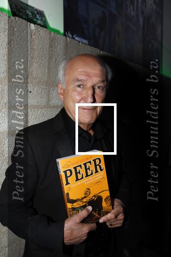 Hilversum 8 oktober 2018
Boek presentatie Peter Koelewijn bij wisseloord studioâ€™s. Het boek is geschreven door Tjerk Lammers.