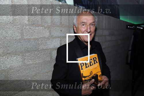 Hilversum 8 oktober 2018
Boek presentatie Peter Koelewijn bij wisseloord studioâ€™s. Het boek is geschreven door Tjerk Lammers.