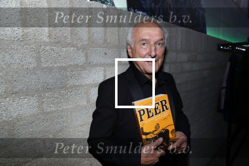 Hilversum 8 oktober 2018
Boek presentatie Peter Koelewijn bij wisseloord studioâ€™s. Het boek is geschreven door Tjerk Lammers.