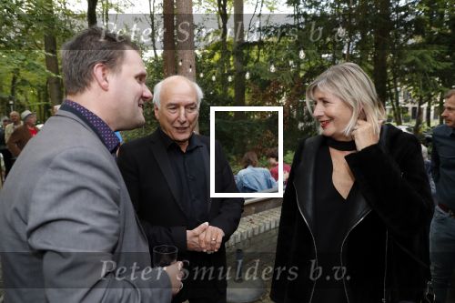 Hilversum 8 oktober 2018
Boek presentatie Peter Koelewijn bij wisseloord studioï¿½s. Het boek is geschreven door Tjerk Lammers.
Peter Koelewijn en Els Koelewijn