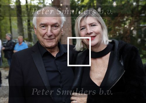 Hilversum 8 oktober 2018
Boek presentatie Peter Koelewijn bij wisseloord studioï¿½s. Het boek is geschreven door Tjerk Lammers.
Peter Koelewijn en Els Koelewijn