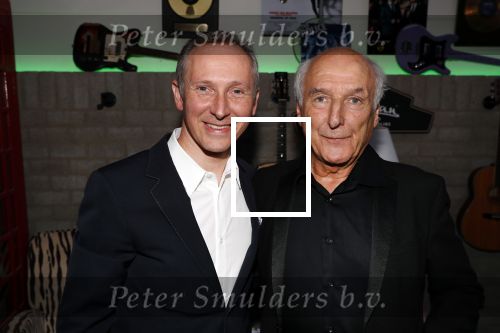 Hilversum 8 oktober 2018
Boek presentatie Peter Koelewijn bij wisseloord studioï¿½s. Het boek is geschreven door Tjerk Lammers.
Peter Koelewijn met Helmut Lotti