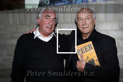 Hilversum 8 oktober 2018
Boek presentatie Peter Koelewijn bij wisseloord studioï¿½s. Het boek is geschreven door Tjerk Lammers.
Peter Koelewijn met Ludo Voeten