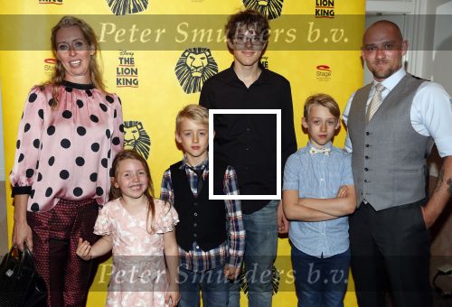 Scheveningen 17 oktober 2018
2 jaar de Lion King in het afas circustheater. Plien v bennekom met gezin