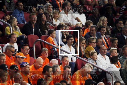 Amsterdam 13 oktober 2018
Nederland - Duitsland in de Johan Cruijff arens . eindstand 3-0
Na de Wedstrijd werden Dirk Kuyt en Rafael v d Vaart  gehuldigd. Dirk had zijn vrouw Gertrude en kinderen meegenomen. Rafael had zijn vriendin Estavan Polman en zijn kinderen Damian en Jesslynn meegenomen . Ook zijn ouders en schoonouders waren erbij.