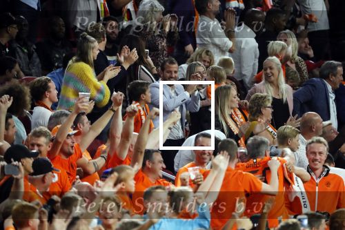 Amsterdam 13 oktober 2018
Nederland - Duitsland in de Johan Cruijff arens . eindstand 3-0
Na de Wedstrijd werden Dirk Kuyt en Rafael v d Vaart  gehuldigd. Dirk had zijn vrouw Gertrude en kinderen meegenomen. Rafael had zijn vriendin Estavan Polman en zijn kinderen Damian en Jesslynn meegenomen . Ook zijn ouders en schoonouders waren erbij.