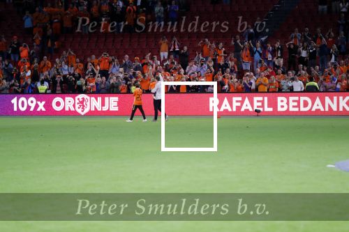 Amsterdam 13 oktober 2018
Nederland - Duitsland in de Johan Cruijff arens . eindstand 3-0
Na de Wedstrijd werden Dirk Kuyt en Rafael v d Vaart  gehuldigd. Dirk had zijn vrouw Gertrude en kinderen meegenomen. Rafael had zijn vriendin Estavan Polman en zijn kinderen Damian en Jesslynn meegenomen . Ook zijn ouders en schoonouders waren erbij.