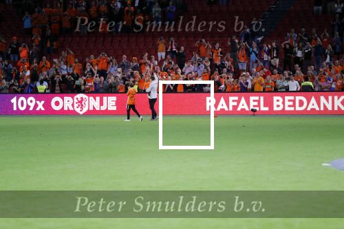 Amsterdam 13 oktober 2018
Nederland - Duitsland in de Johan Cruijff arens . eindstand 3-0
Na de Wedstrijd werden Dirk Kuyt en Rafael v d Vaart  gehuldigd. Dirk had zijn vrouw Gertrude en kinderen meegenomen. Rafael had zijn vriendin Estavan Polman en zijn kinderen Damian en Jesslynn meegenomen . Ook zijn ouders en schoonouders waren erbij.