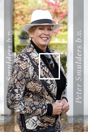 Woudenberg 8 oktober 2018
Herdenkingsdienst Anneke Gronloh in crematorium Woudenberg. Ria Valk en Willke Alberti