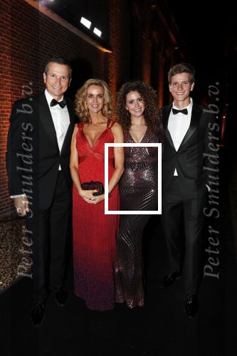 Muiden 10 november 2018
Daphne Deckers viert haar 50e verjaardag . Haar man Richard Krajicek en kinderen Emma en Alec zijn natuurlijk aanwezig.
