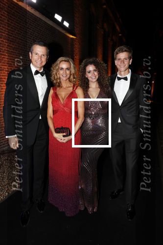 Muiden 10 november 2018
Daphne Deckers viert haar 50e verjaardag . Haar man Richard Krajicek en kinderen Emma en Alec zijn natuurlijk aanwezig.