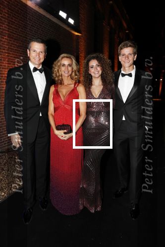 Muiden 10 november 2018
Daphne Deckers viert haar 50e verjaardag . Haar man Richard Krajicek en kinderen Emma en Alec zijn natuurlijk aanwezig.