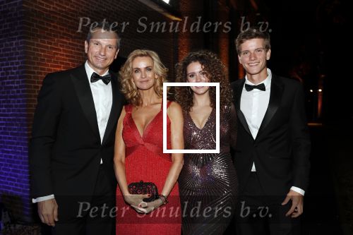 Muiden 10 november 2018
Daphne Deckers viert haar 50e verjaardag . Haar man Richard Krajicek en kinderen Emma en Alec zijn natuurlijk aanwezig.