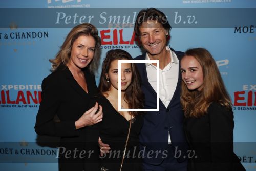 Amsterdam 28 oktober 2018
Rickm Engelkes en zijn vriendin Marie Claire Noorlander bij premiere Expeditie Eiland.