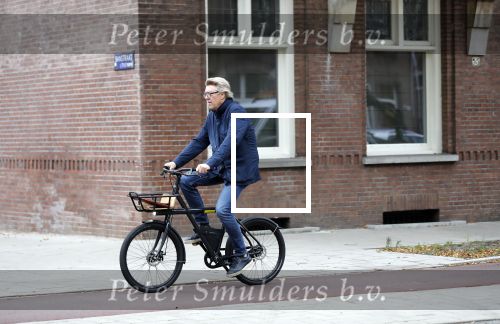 Amsterdam 23 oktober 2018
Robert Kranenborg op zijn electrische fiets.