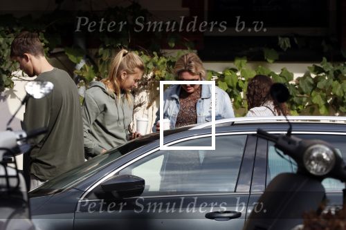 Amsterdam 17 oktober 2018
Romee Strijd en haar man Laurens v leeuwen op terras in amsterdam en bij hun appartement dat ze afgelopen zomer gekocht hebben.