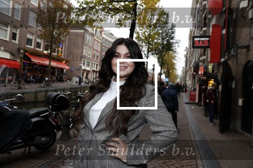 Amsterdam 5 november 2018
Presentatie Linda Man door Linda de Mol en Beau v erven Dorens. Roxeanne Hazes