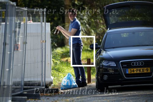 Ubbergen 13 oktober 2018
Sjoerd v Gils de partner van Rob Jetten doet boodschappen.