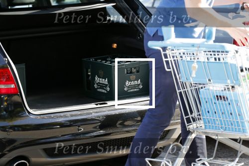 Ubbergen 13 oktober 2018
Sjoerd v Gils de partner van Rob Jetten doet boodschappen.