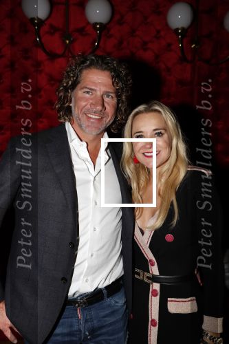 Amsterdam 5 november 2018
Opening Toppers party cafe met Jan Smit Jeroen v d Boom Rene Froger en Gerard Joling. Sonja Bakker met partner Barry Suijdam