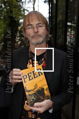 Hilversum 8 oktober 2018
Boek presentatie Peter Koelewijn bij wisseloord studioï¿½s. Het boek is geschreven door Tjerk Lammers.
Tjerk Lammers