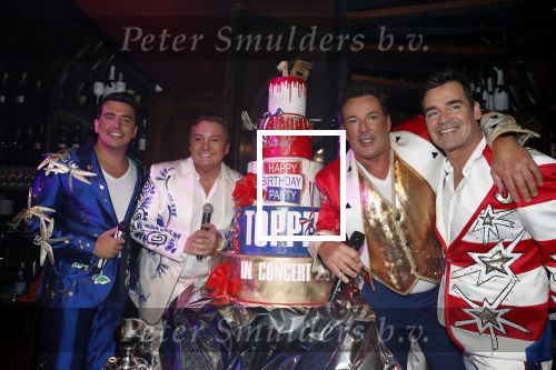 Amsterdam 5 november 2018
Opening Toppers party cafe met Jan Smit Jeroen v d Boom Rene Froger en Gerard Joling.