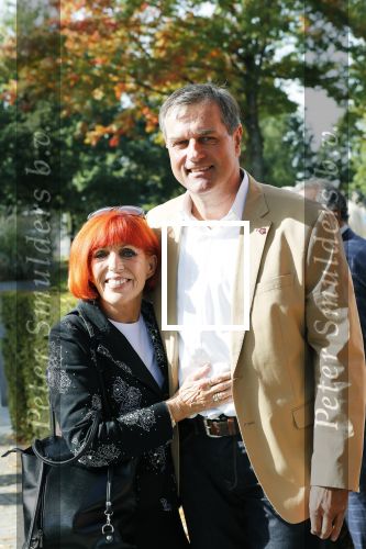 Woudenberg 8 oktober 2018
Herdenkingsdienst Anneke Gronloh in crematorium Woudenberg. Trea Dobbs met partner