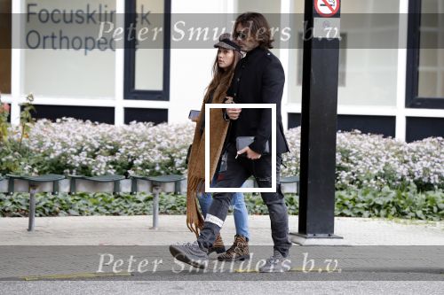 Den Haag  29 oktober 2018
Waylon en zijn zwangere vriendin Bibi Breijman gaan op controle in het Bronovo ziekenhorsche Panamera Turbo naartoe.