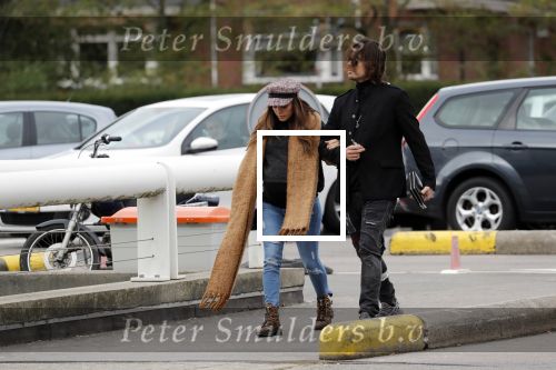 Den Haag  29 oktober 2018
Waylon en zijn zwangere vriendin Bibi Breijman gaan op controle in het Bronovo ziekenhorsche Panamera Turbo naartoe.