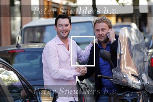Amsterdam 16 oktober 2018
Wesly Bronkhorst en Tino Martin op de pc hooftstraat. Wesly is op zijn scooter.