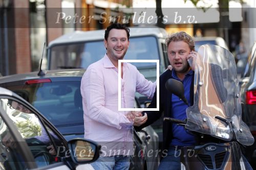 Amsterdam 16 oktober 2018
Wesly Bronkhorst en Tino Martin op de pc hooftstraat. Wesly is op zijn scooter.
