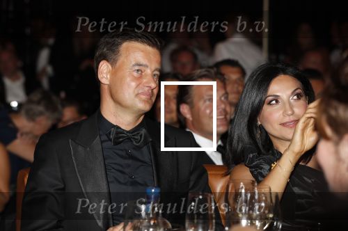 Amsterdam 8 oktober 2018
JFK Gala in de harbour Club. Wilfred Genee ontvangt uit handen van Prins Bernhard de prijs voor man van het jaar. Marieke Elsinga presenteert het gala. Wilfred met zijn vrouw