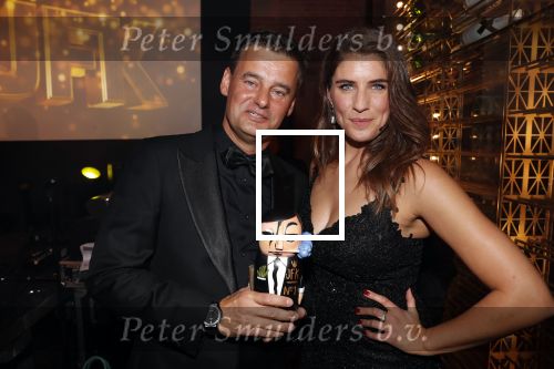 Amsterdam 8 oktober 2018
JFK Gala in de harbour Club. Wilfred Genee ontvangt uit handen van Prins Bernhard de prijs voor man van het jaar. Marieke Elsinga presenteert het gala.