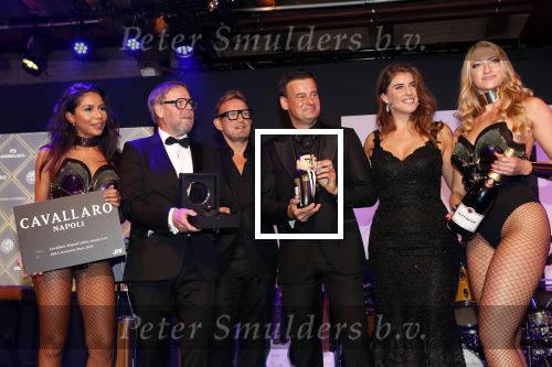 Amsterdam 8 oktober 2018
JFK Gala in de harbour Club. Wilfred Genee ontvangt uit handen van Prins Bernhard de prijs voor man van het jaar. Marieke Elsinga presenteert het gala.