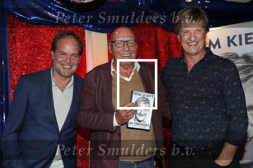 Amsterdam 30 oktober 2018
Boekpresentatie boek Wim Kieft geschreven door Michiel v Egmond. Kees Jansma krijgt het eerste boek