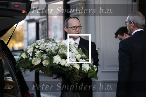 Amsterdam 27 oktober 2018
Herdenkingsdienst voor Wim Kok in het Concertgebouw van Amsterdam. Wim Kok bloemen