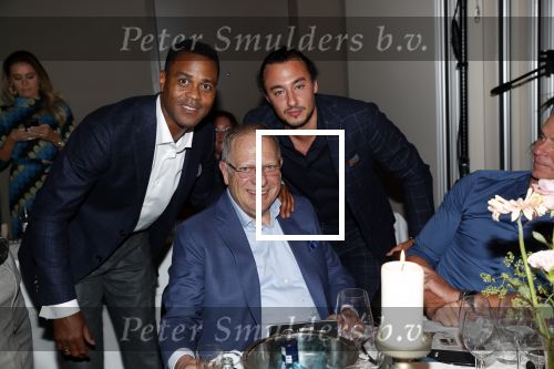 Amsterdam 4 oktober 2018
Gala ten bate van het Kluivert Dog rescue center op Curacao (patrick en Rosanna Kluivert) in het Pescana Hotel. Patrick met Wim Zegwaard en Joseph Klibansky