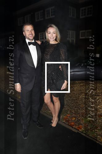 Muiden 10 november 2018
Daphne Deckers viert haar 50e verjaardag . Haar man Richard Krajicek en kinderen Emma en Alec zijn natuurlijk aanwezig. Winston Gerschtanowits met zijn vrouw Renate Verbaan